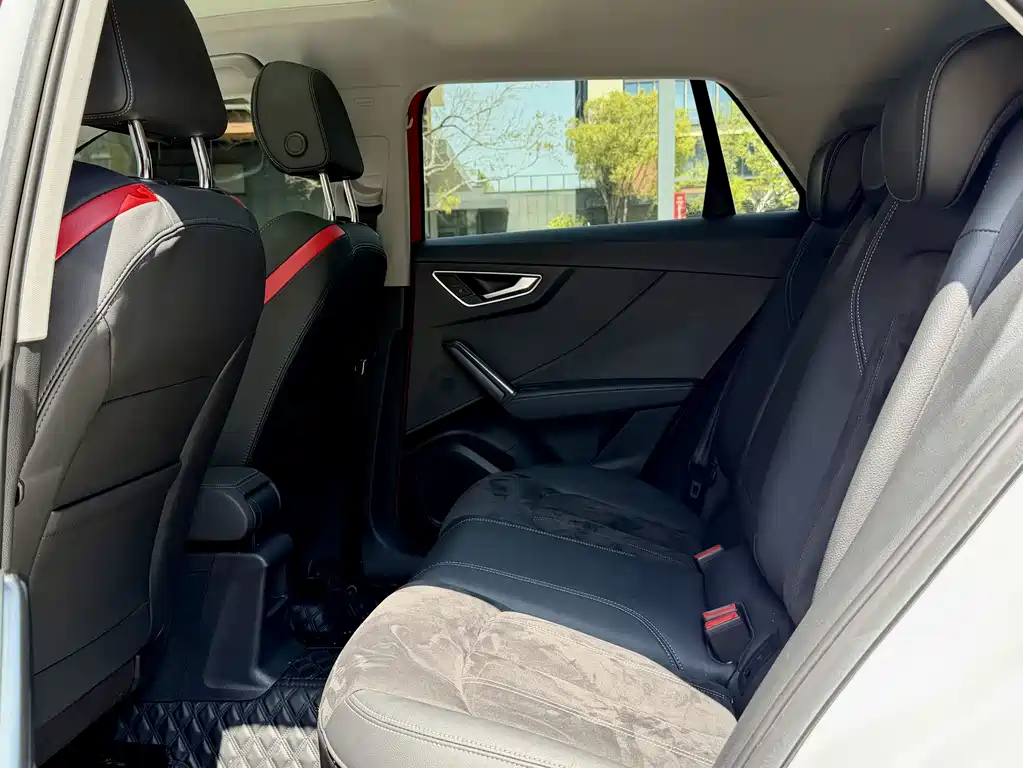 Audi Audi Q2L 2022 35 TFSI Luxury Dynamic Edition 2022 - thumbnail 13