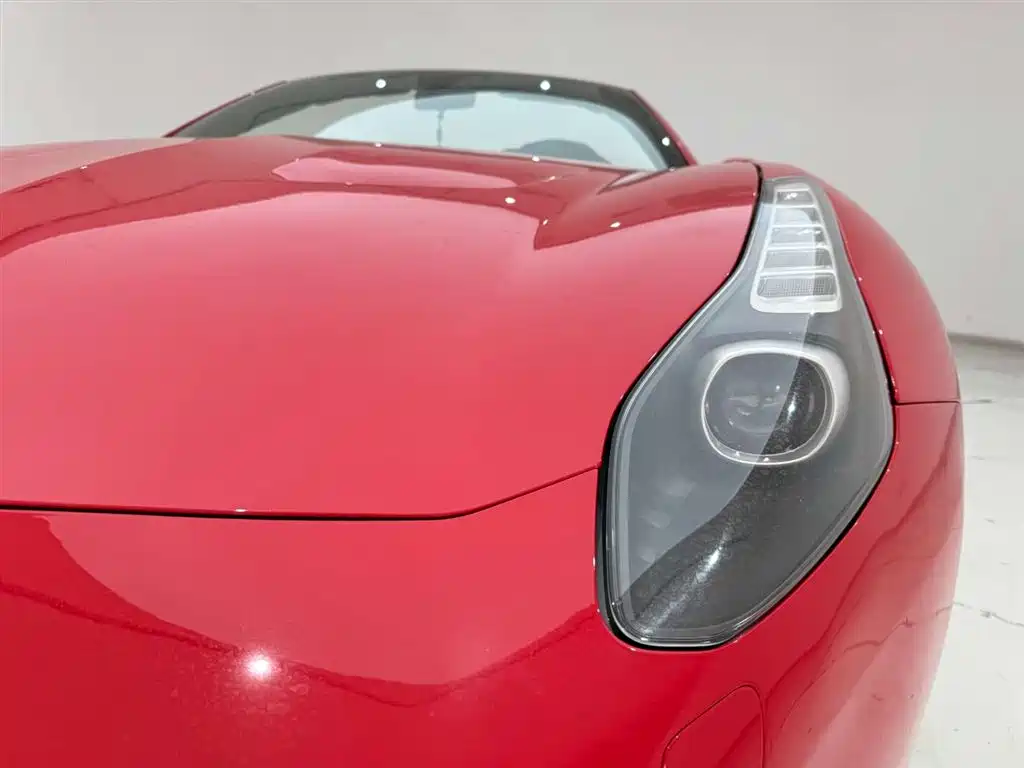 Ferrari Ferrari California T 2015 3.9T Standard 2015 - thumbnail 2