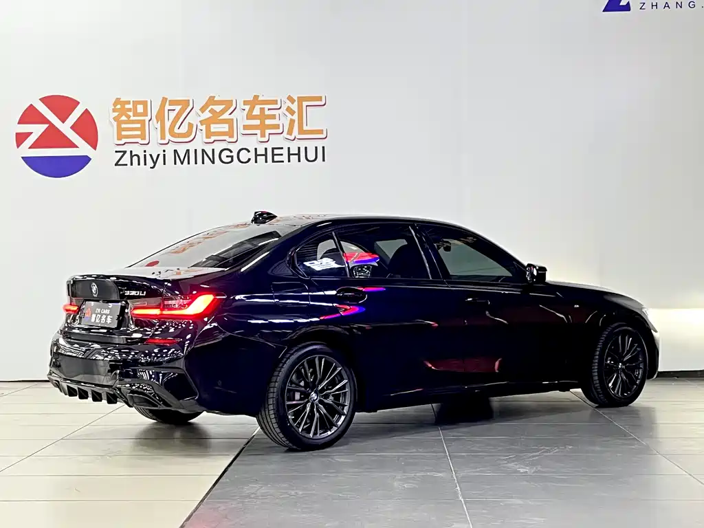 BMW BMW 3 Series 2022 330Li xDrive M Sport Shadow Night Package 2022 - thumbnail 5