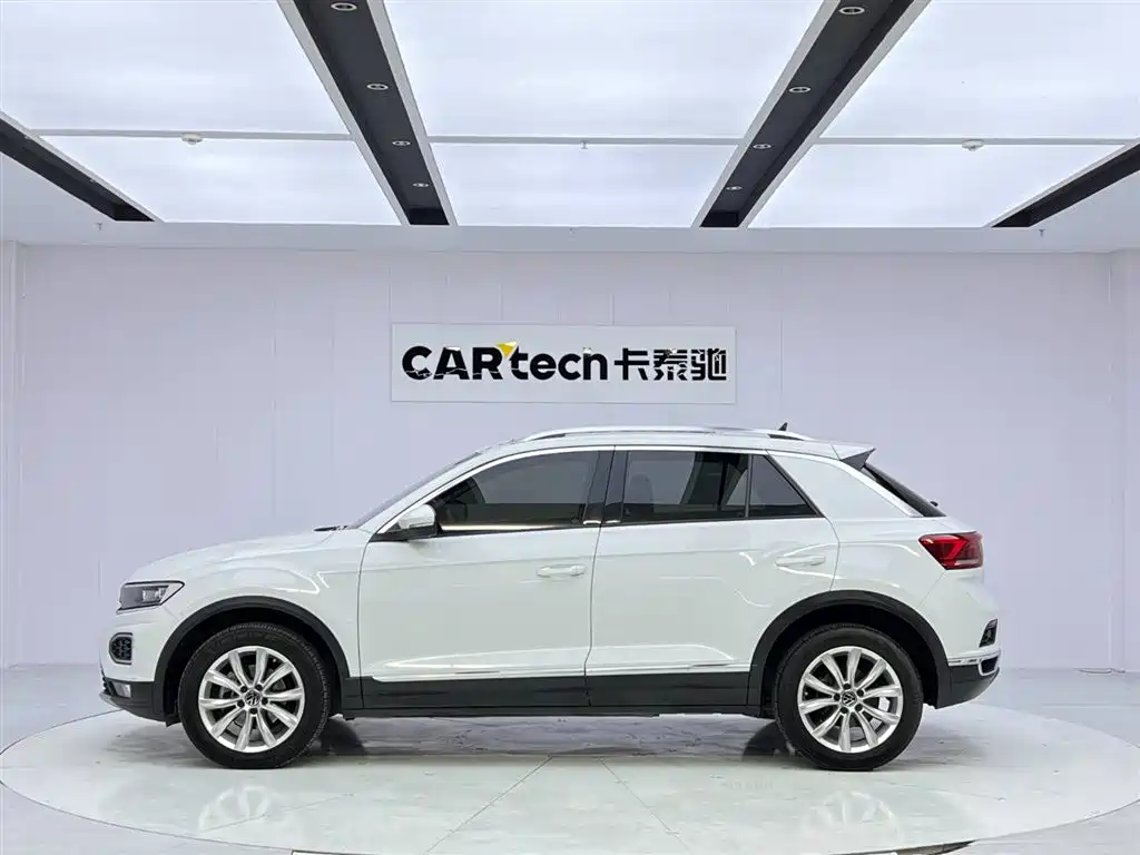Volkswagen T-Roc 2021 Facelift 280TSI DSG 2WD Elite Intelligent Connection Edition 2022 - thumbnail 2