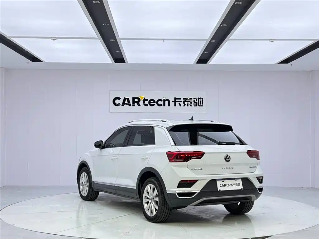 Volkswagen T-Roc 2021 Facelift 280TSI DSG 2WD Elite Intelligent Connection Edition 2022 - thumbnail 3