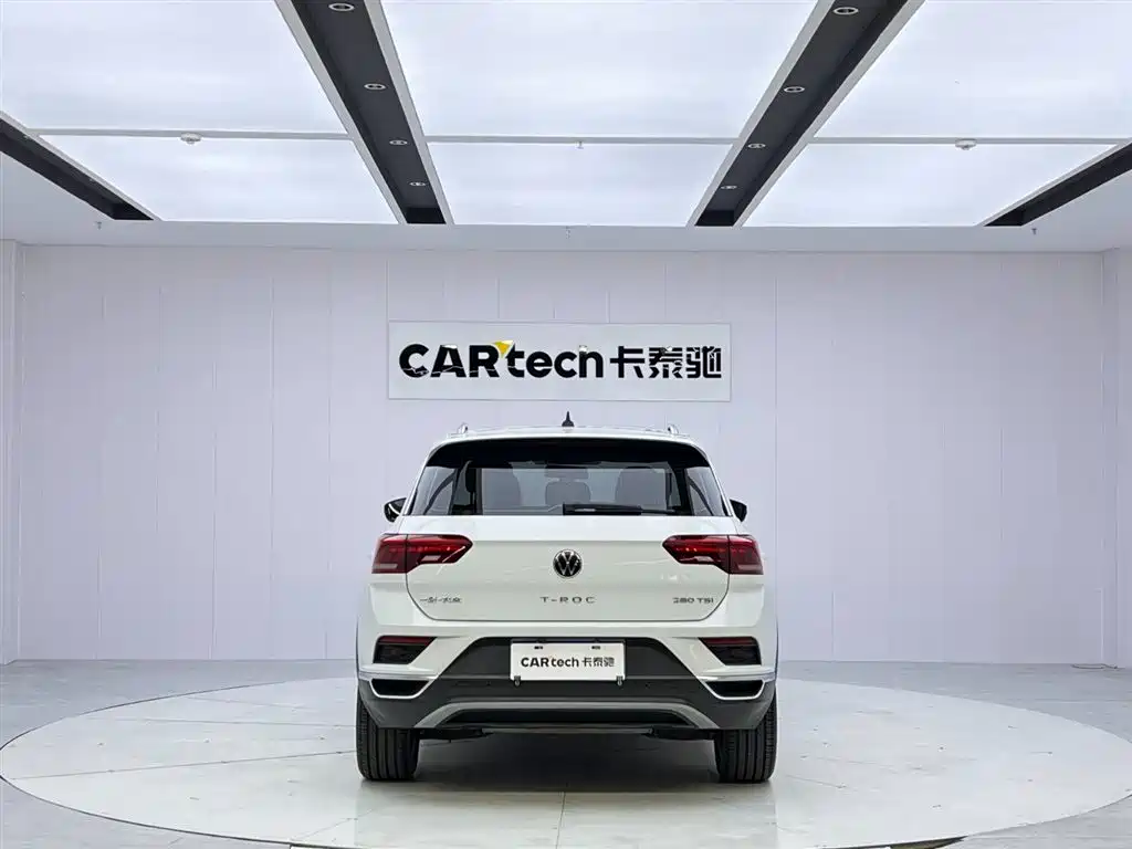 Volkswagen T-Roc 2021 Facelift 280TSI DSG 2WD Elite Intelligent Connection Edition 2022 - thumbnail 4