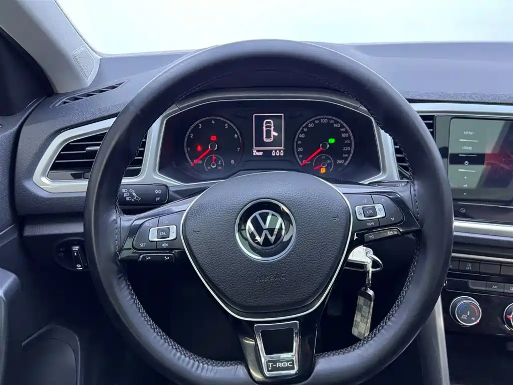 Volkswagen T-Roc 2021 Facelift 280TSI DSG 2WD Elite Intelligent Connection Edition 2022 - thumbnail 18