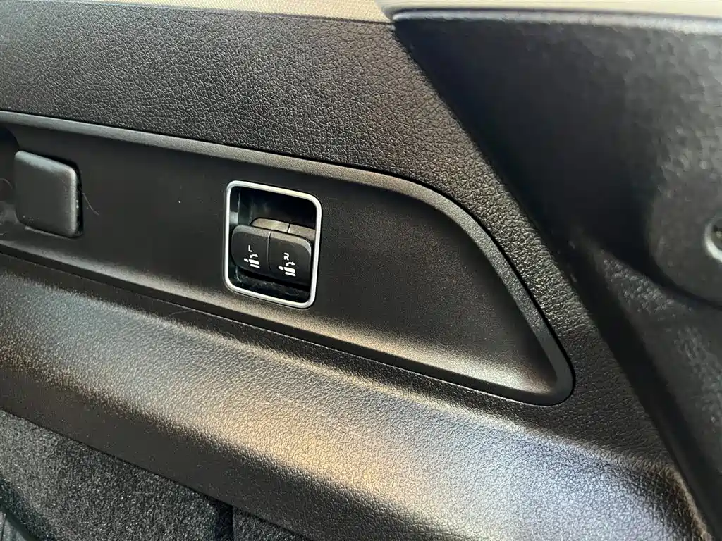 Mercedes-Benz Mercedes-Benz GLE 2023 GLE 350 4MATIC Fashion Edition 2023 - thumbnail 24