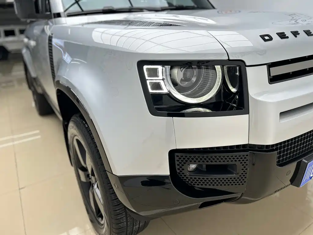 Land Rover Land Rover Defender 2023 110 3.0T P400 X-DYNAMIC HSE 2022 - thumbnail 22