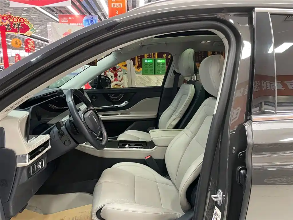 Lincoln LX 2023 2.0T AWD Premium Edition 2023 - thumbnail 11
