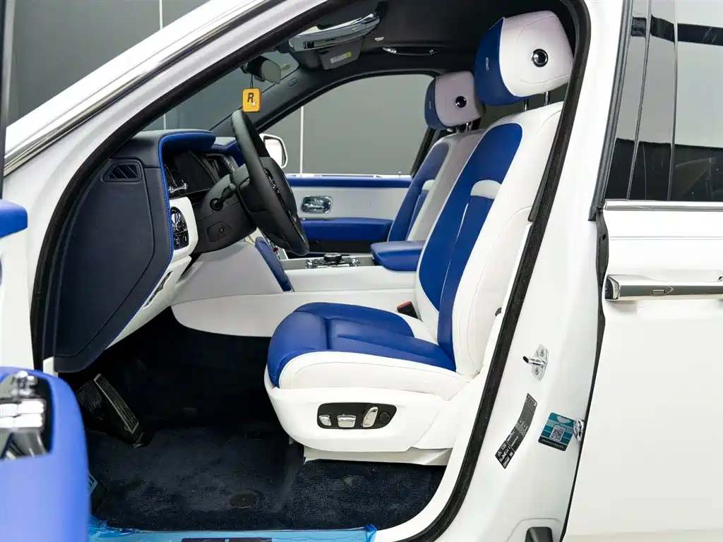 Rolls-Royce Rolls-Royce Cullinan 2018 Four-Seat Version 2021 - thumbnail 9