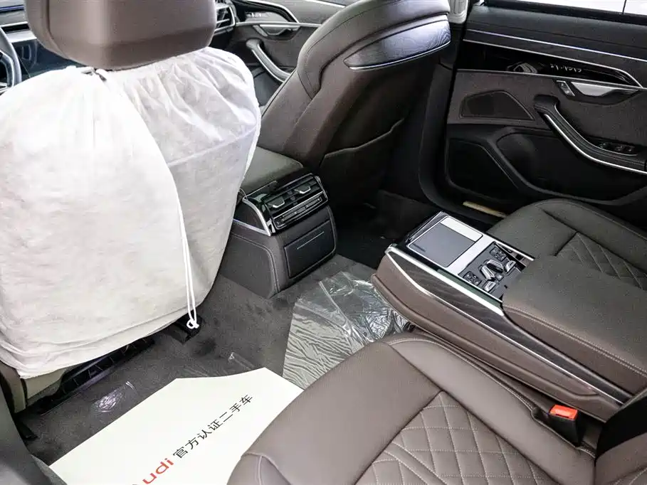 Audi Audi A8 2025 A8L 50 TFSI quattro Premium Selection 2026 - thumbnail 14