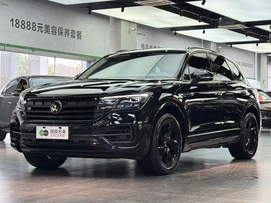 Volkswagen Touareg 2022 3.0TSI Rui Xiang Edition Black Sport Package 2023