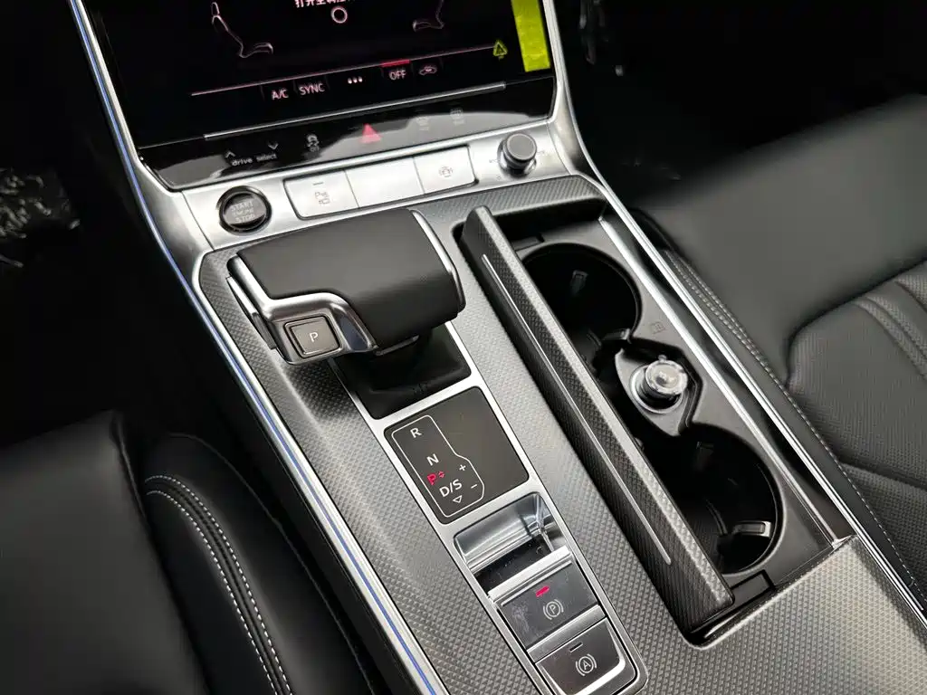 Audi Audi A6L 2025 Facelift 40 TFSI Premium Dynamic Edition 2026 - thumbnail 15