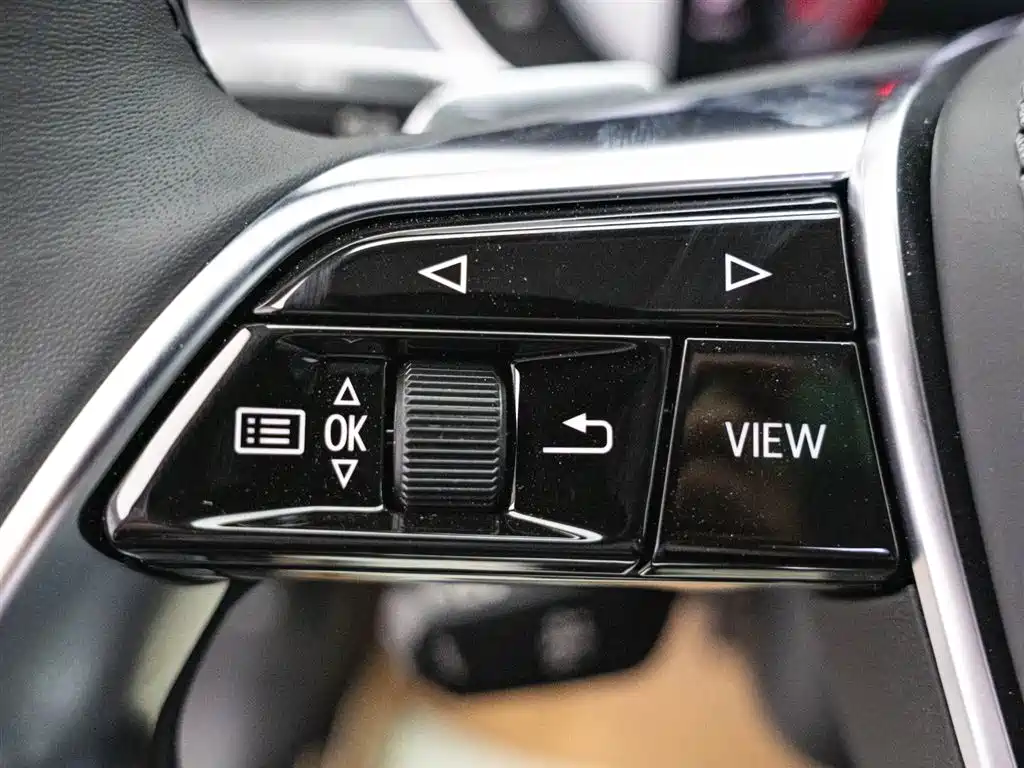 Audi Audi A8 2025 A8L 50 TFSI quattro Premium Selection 2026 - thumbnail 26