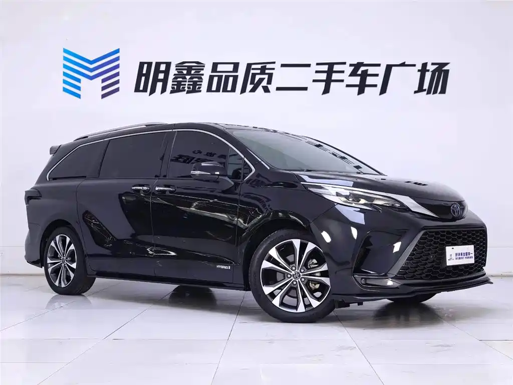 Toyota Toyota Granvia 2022 2.5L Hybrid Premium Edition 2023 - thumbnail 5