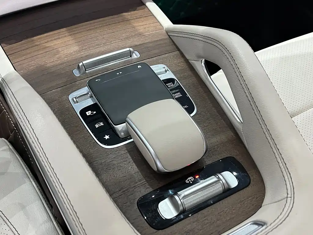 Mercedes-Benz Mercedes-Benz GLE 2020 Facelift GLE 350 4MATIC Luxury 2020 - thumbnail 19