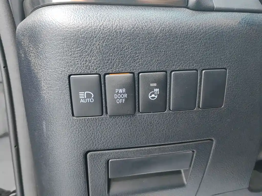 Toyota Alphard 2020 Dual Engine 2.5L HV Luxury Edition 2021 - thumbnail 11