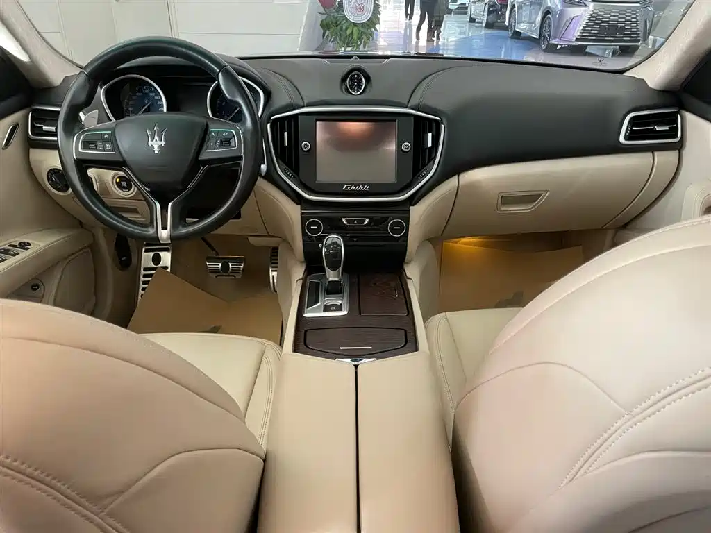 Maserati Maserati Ghibli 2014 3.0T S 2018 - thumbnail 16