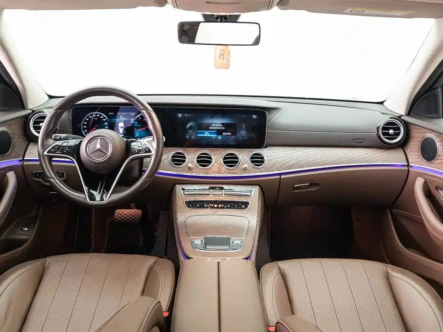 Mercedes-Benz Mercedes-Benz E-Class 2023 E 300 L Fashion Edition 2023 - thumbnail 6