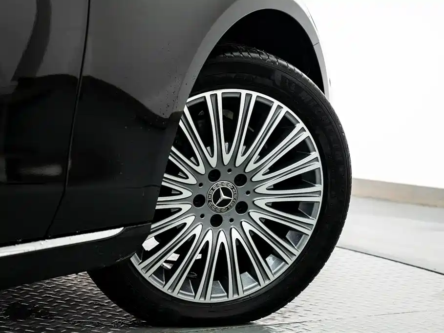 Mercedes-Benz Mercedes-Benz E-Class 2023 E 300 L Fashion Edition 2023 - thumbnail 22