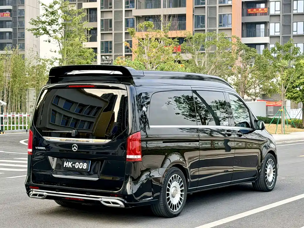 Mercedes-Benz Mercedes-Benz V-Class 2018 V 260 L Exclusive Long Wheelbase Edition Euro V 2021 - thumbnail 2