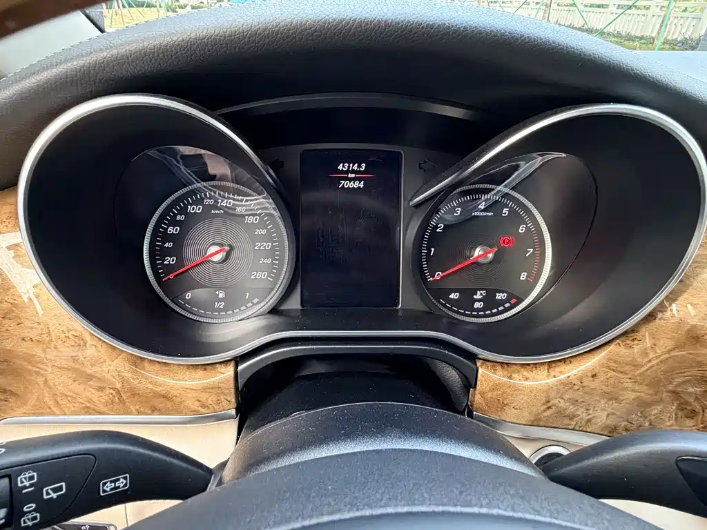 Mercedes-Benz Mercedes-Benz V-Class 2018 V 260 L Exclusive Long Wheelbase Edition Euro V 2021 - thumbnail 9