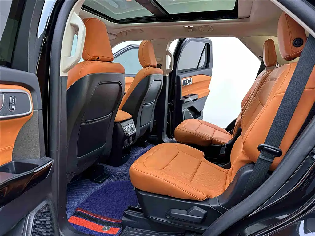 Ford Explorer 2020 EcoBoost 285 RWD Style Edition 6-seater 2021 - thumbnail 9