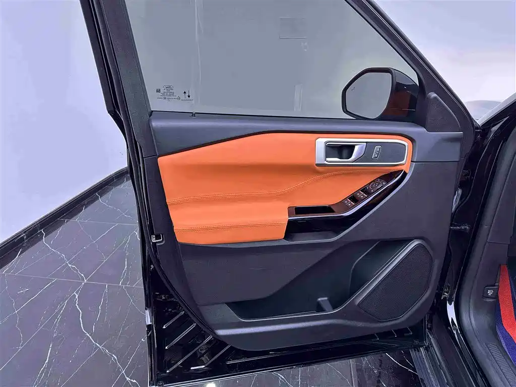 Ford Explorer 2020 EcoBoost 285 RWD Style Edition 6-seater 2021 - thumbnail 17
