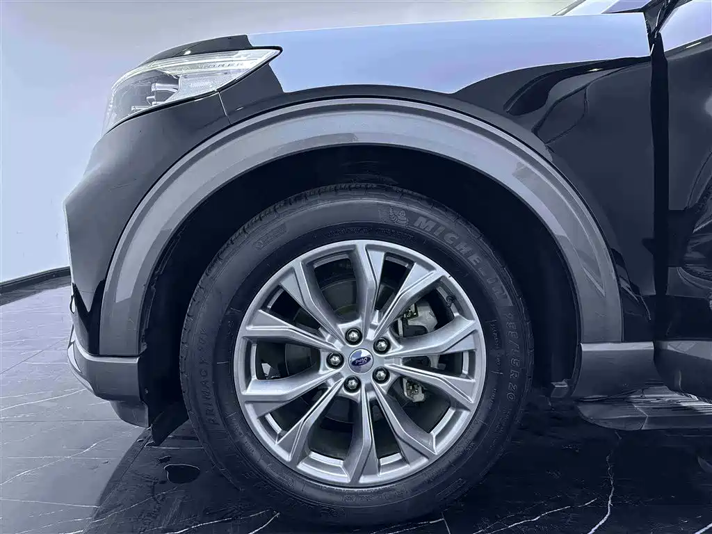 Ford Explorer 2020 EcoBoost 285 RWD Style Edition 6-seater 2021 - thumbnail 18
