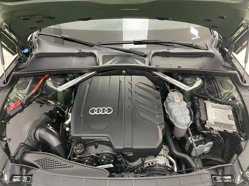 Audi Audi A5 Import 2023 Sportback 40 TFSI Fashion Dynamic Model 2024 - thumbnail 25