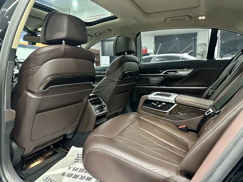 BMW BMW 7 Series 2021 730Li Luxury Package 2021 - thumbnail 5