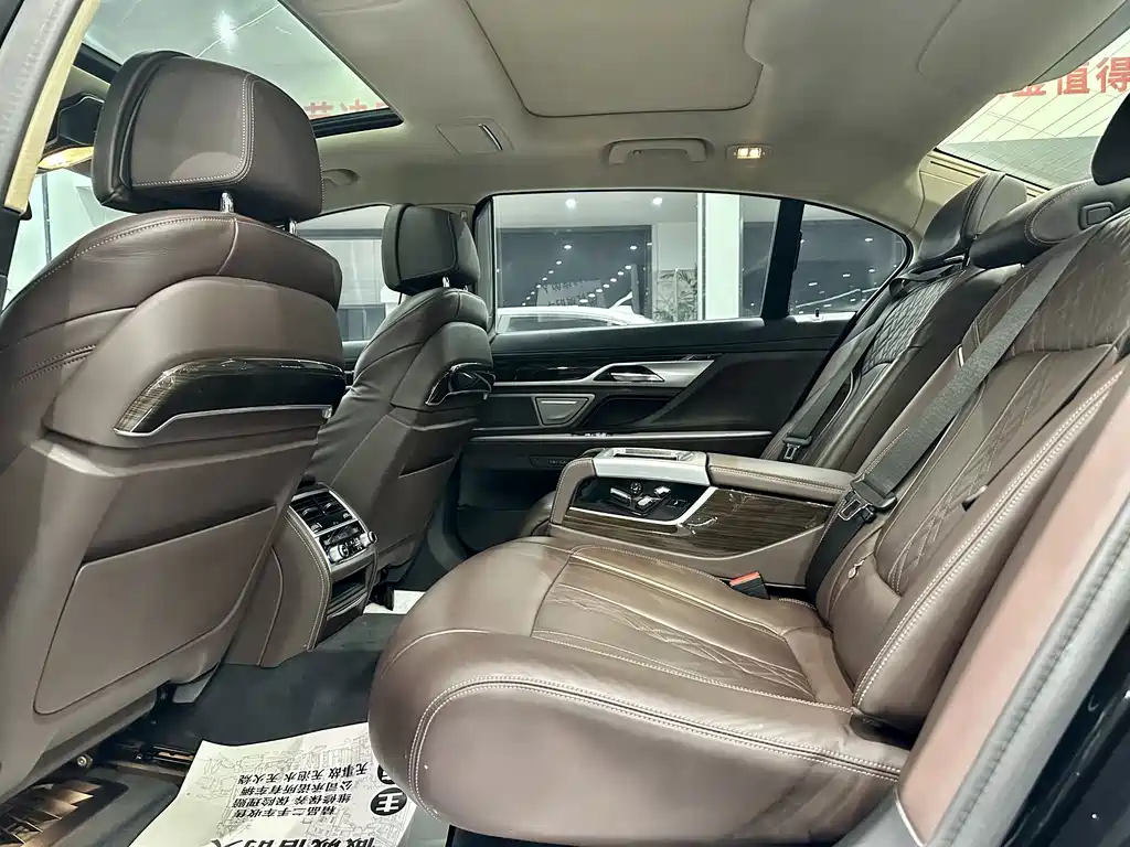 BMW BMW 7 Series 2021 730Li Luxury Package 2021 - thumbnail 14