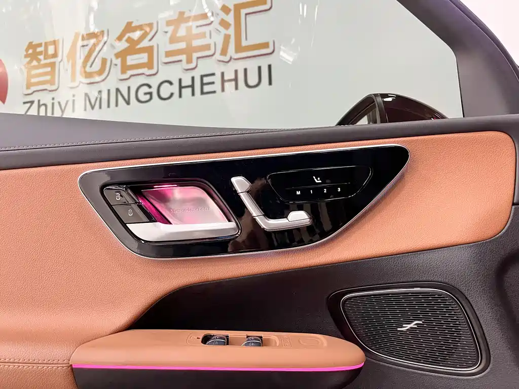 Mercedes-Benz Mercedes-Benz GLC 2024 Facelift GLC 300 L 4MATIC Sport 5-Seat 2024 - thumbnail 11
