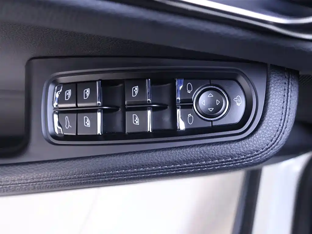 Porsche Porsche Macan 2022 Macan 2.0T 2022 - thumbnail 19