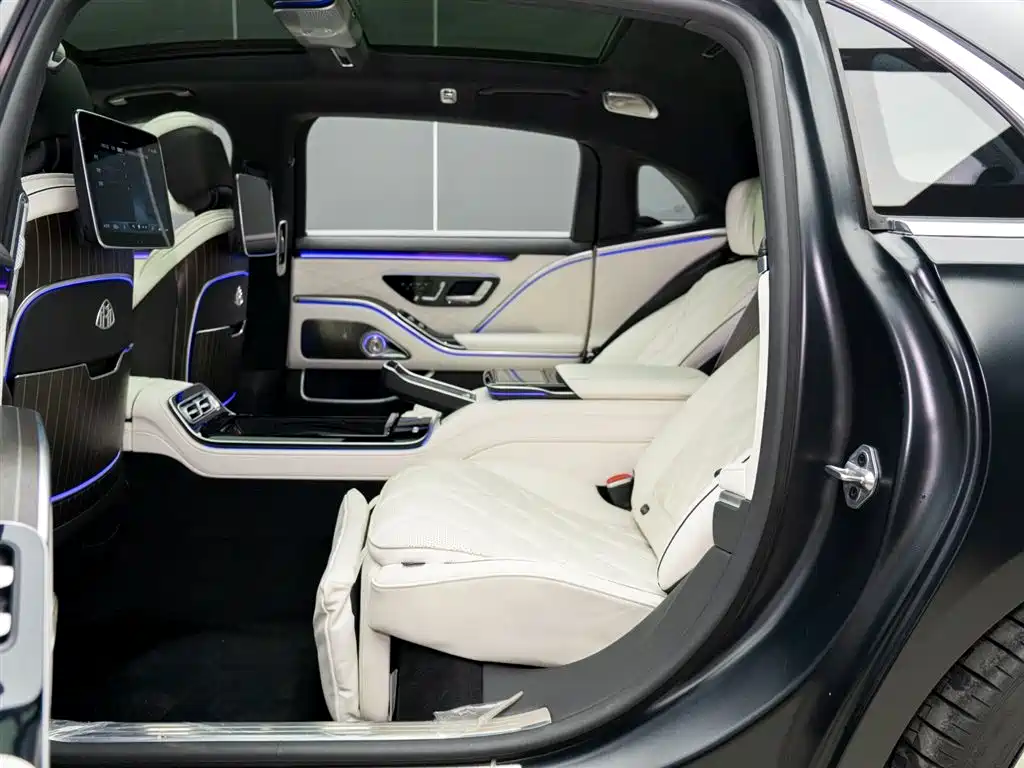 Mercedes-Benz Maybach S-Class 2022 S 680 4MATIC First Edition 2022 - thumbnail 12