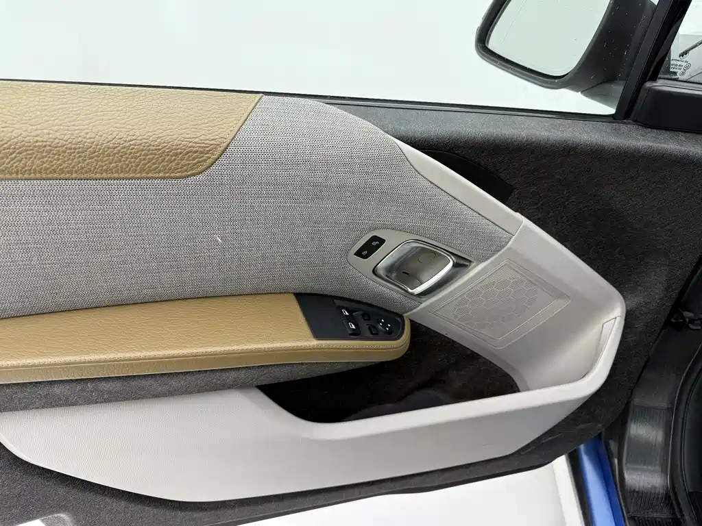 BMW BMW i3 REx (2014) 2016 - thumbnail 19