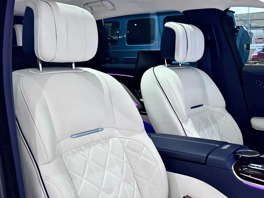 Hongqi Hongqi Jin Kui Hua Guo Ya 2024 4.0T V8 2025 - thumbnail 26