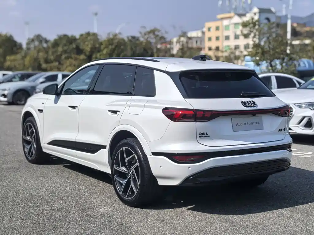 Audi Audi Q6L e-tron 2026 Launch Edition 2025 - thumbnail 4