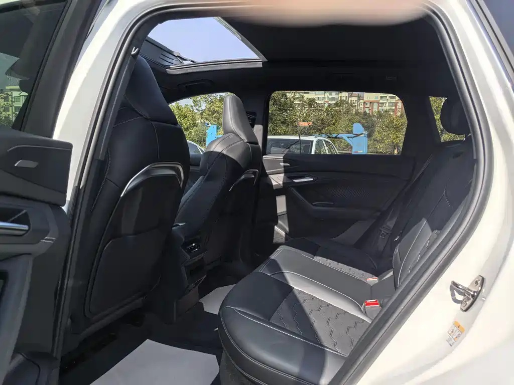 Audi Audi Q6L e-tron 2026 Launch Edition 2025 - thumbnail 8
