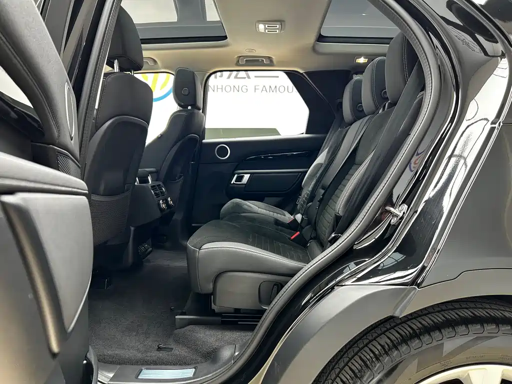 Land Rover Discovery 2024 360PS S 2024 - thumbnail 13