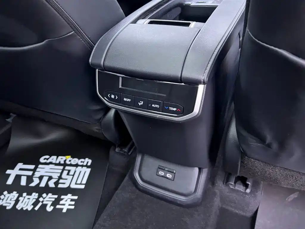 Toyota Crown Kluger 2024 Model 2.5L HEV AWD Premium Version 2024 - thumbnail 24
