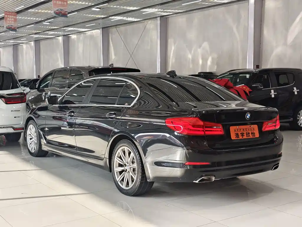 BMW BMW 5 Series 2018 528Li Special Edition 2018 - thumbnail 4