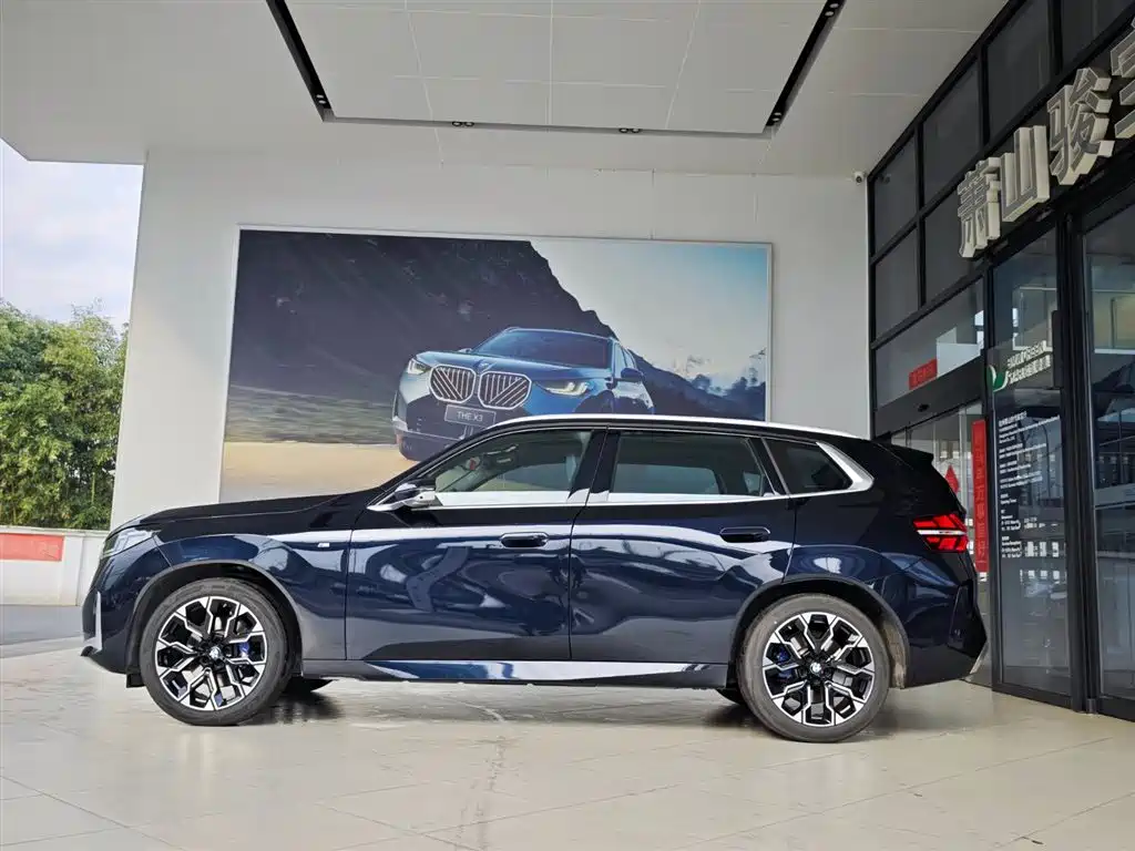 BMW BMW X3 2025 xDrive30L Premium M Sport Package 2025 - thumbnail 2