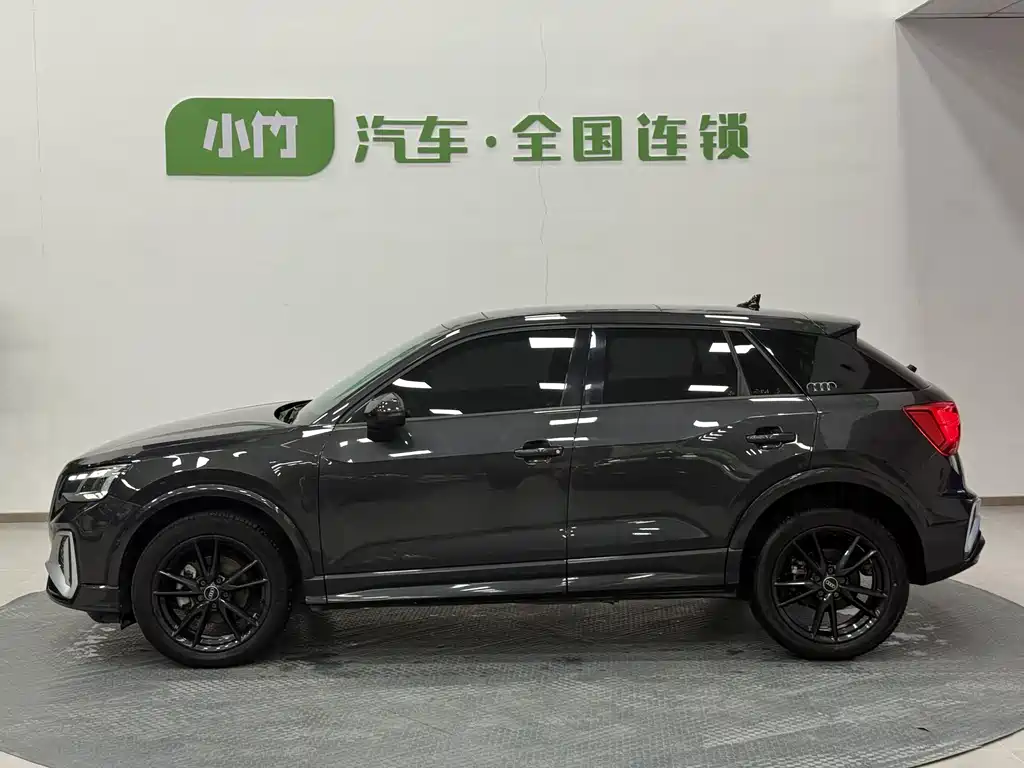 Audi Audi Q2L 2022 35 TFSI Sport Edition 2022 - thumbnail 2