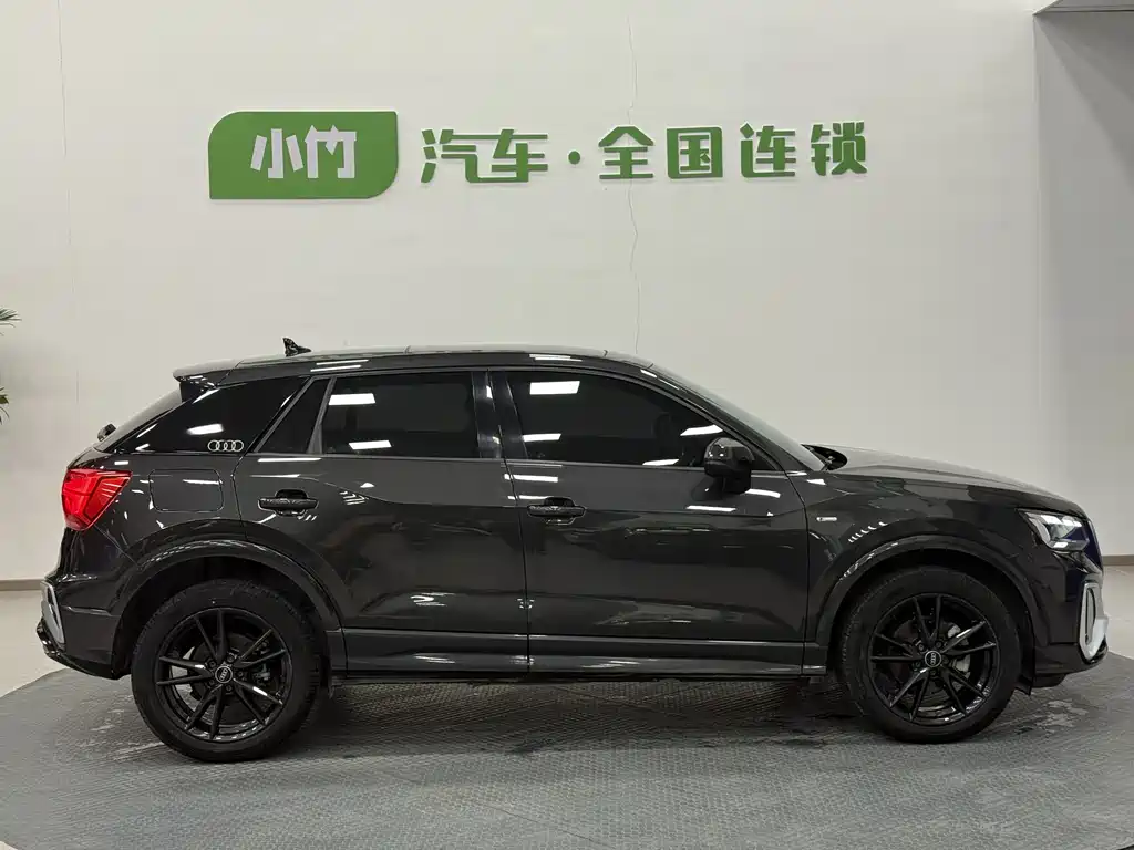 Audi Audi Q2L 2022 35 TFSI Sport Edition 2022 - thumbnail 5