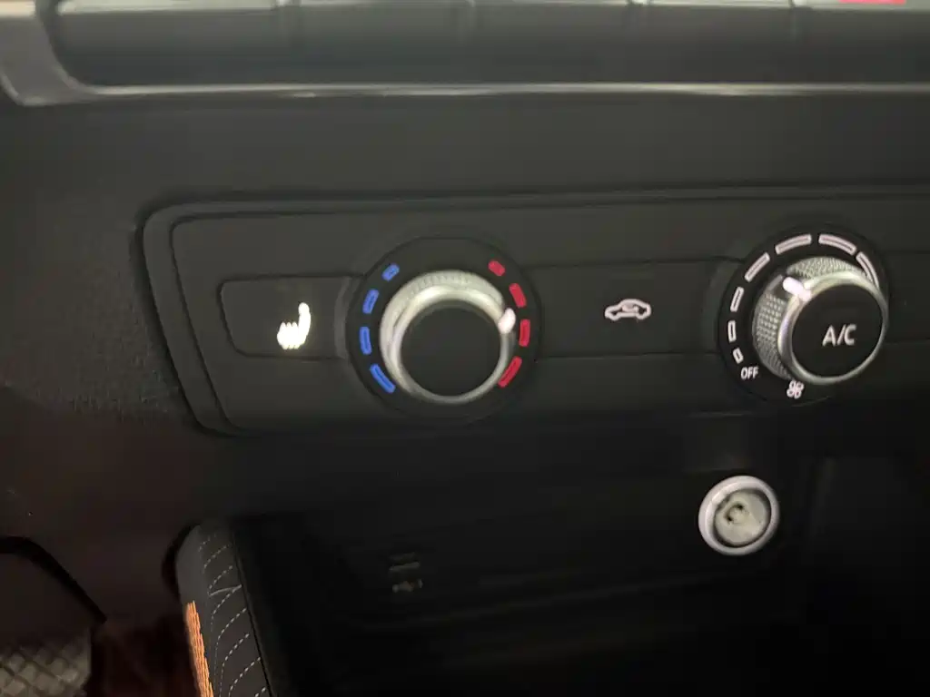 Audi Audi Q2L 2022 35 TFSI Sport Edition 2022 - thumbnail 13