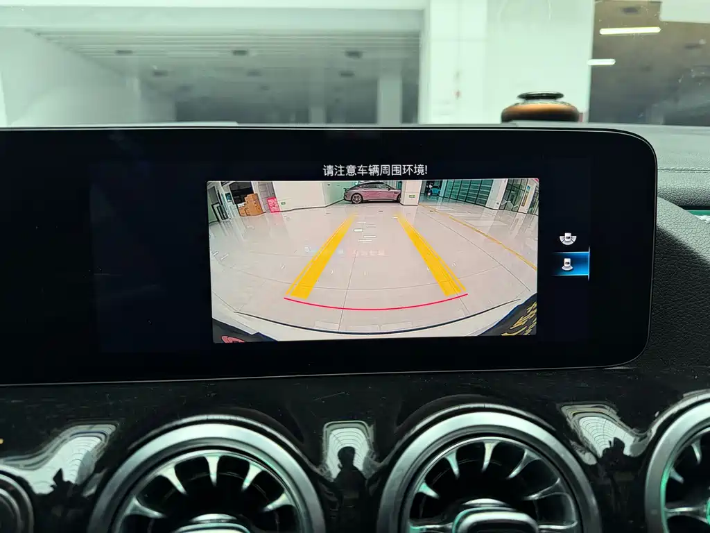 Mercedes-Benz Mercedes-Benz GLA 2022 GLA 200 2022 - thumbnail 14