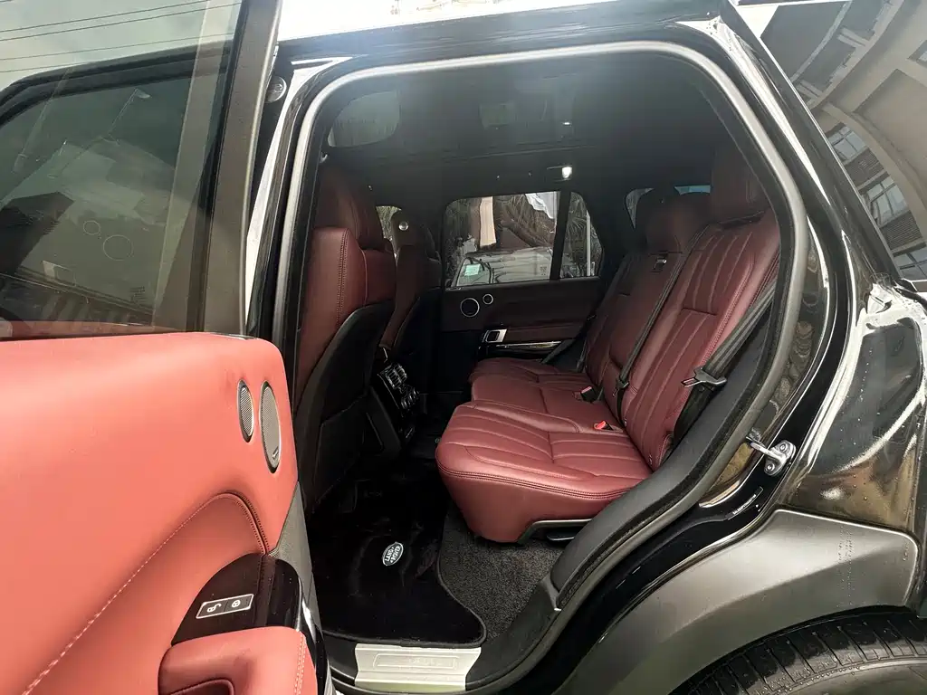 Land Rover Range Rover 2017 3.0 SC V6 Vogue 2018 - thumbnail 10