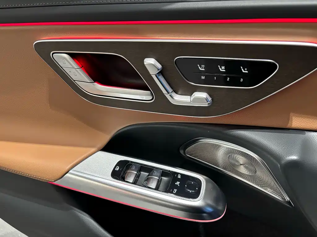 Mercedes-Benz Mercedes-Benz E-Class 2025 Model Year Facelift E 300 L Luxury Edition 2025 - thumbnail 11