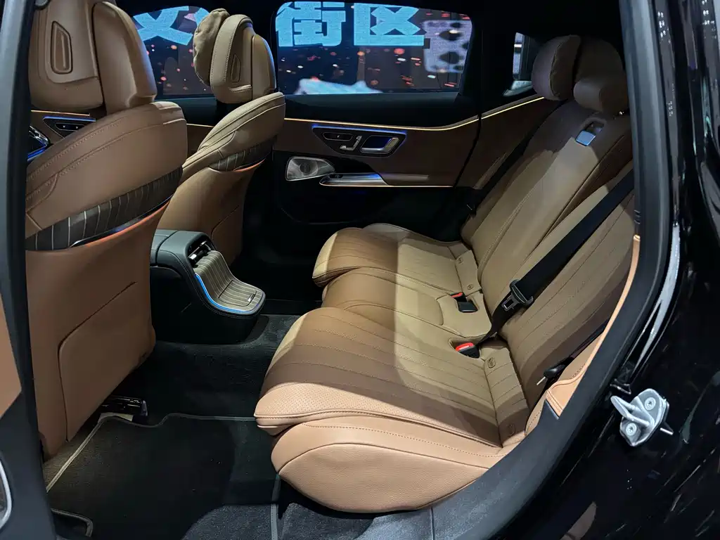 Mercedes-Benz Mercedes-Benz E-Class 2025 Model Year Facelift E 300 L Luxury Edition 2025 - thumbnail 15
