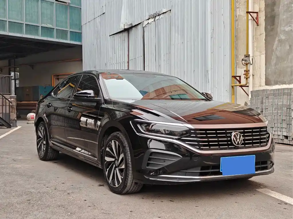 Volkswagen Passat 2024 380TSI Elite Edition 2024 - thumbnail 2