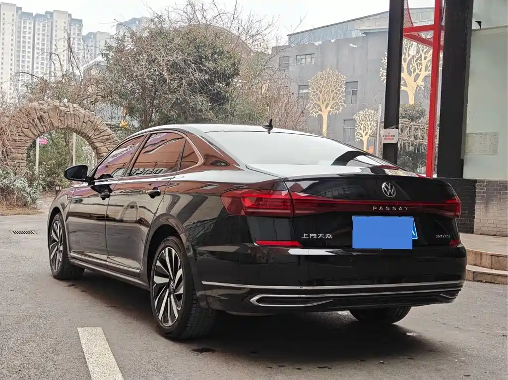 Volkswagen Passat 2024 380TSI Elite Edition 2024 - thumbnail 11