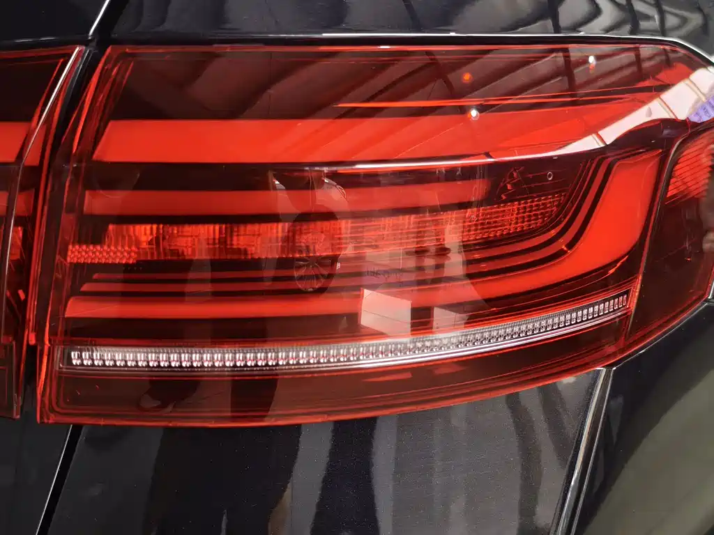 Volkswagen Passat 2024 380TSI Elite Edition 2024 - thumbnail 15